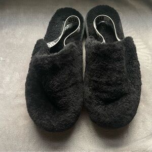 UGG black fluff closed toe slides size 7
